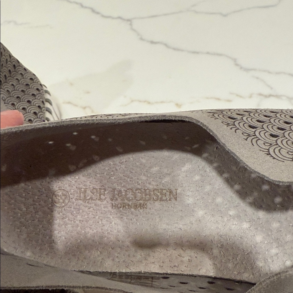 Ilse Jacobsen Gray Patterned Slip-On Shoes - Picture 2 of 5